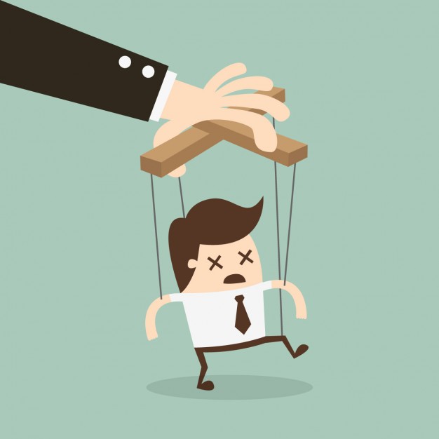 Las 10 tácticas que usa un manipulador para ganar discusiones